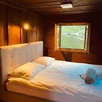 Chalet Alpine Bliss - Cozy With Panoramic Views